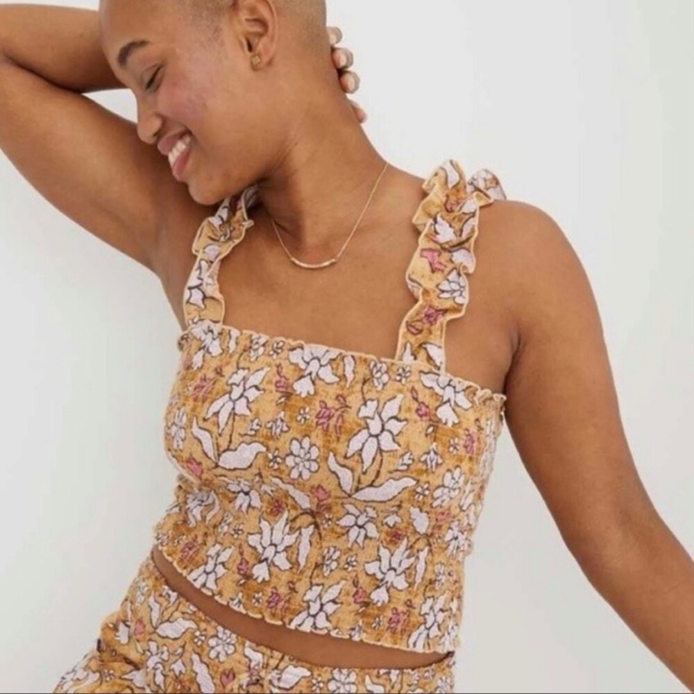 NWT Aerie Jungle Thrills Smocked Tank Top Floral Summer Size Large